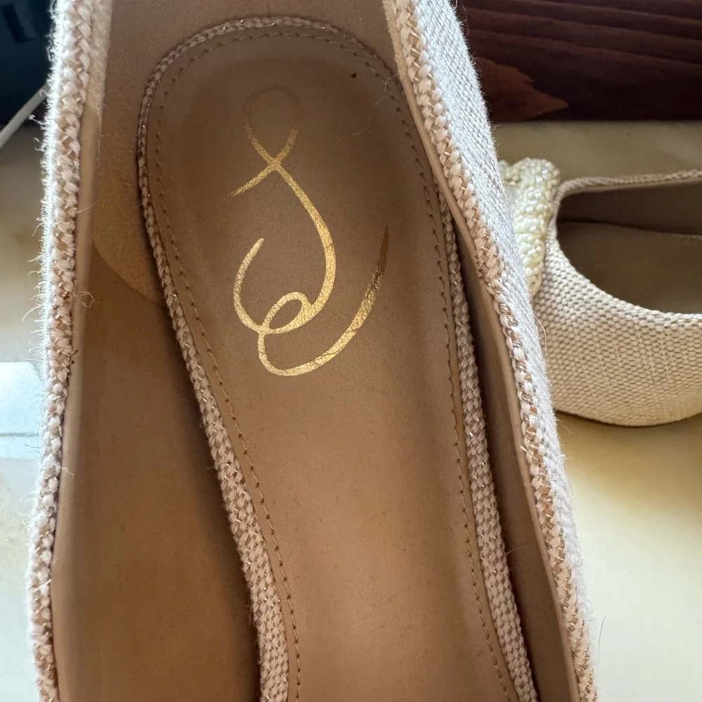 Sam Edelman Harriett Pointed
Toe Pump - Picture 7 of 8